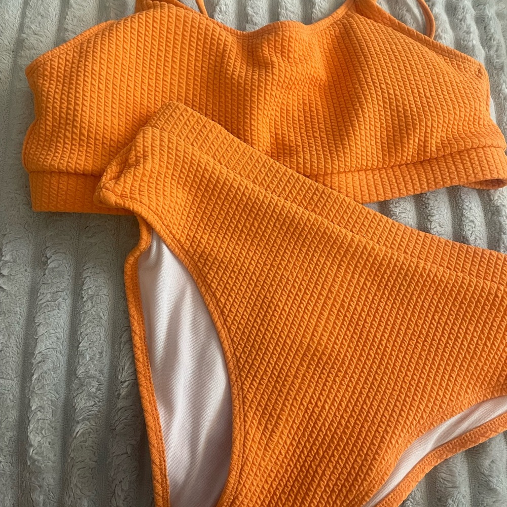 SHEIN Orange Textured Bikini Set